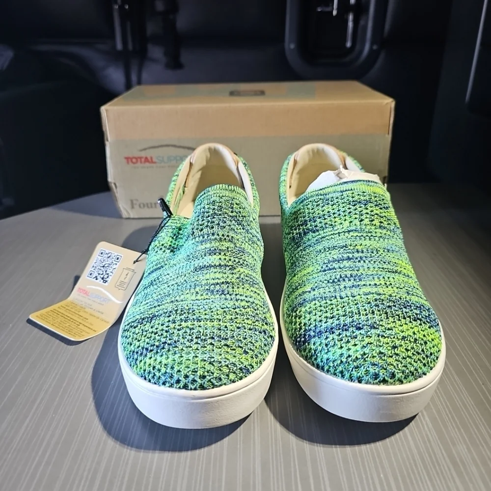 Spenco Coastal Slip-On Orthotic Sneakers Women's 7.5W Stretchy Comfort Shoes NWB
